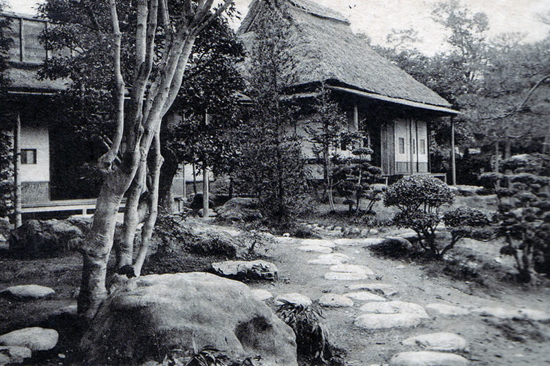 大正元年に創業長生館