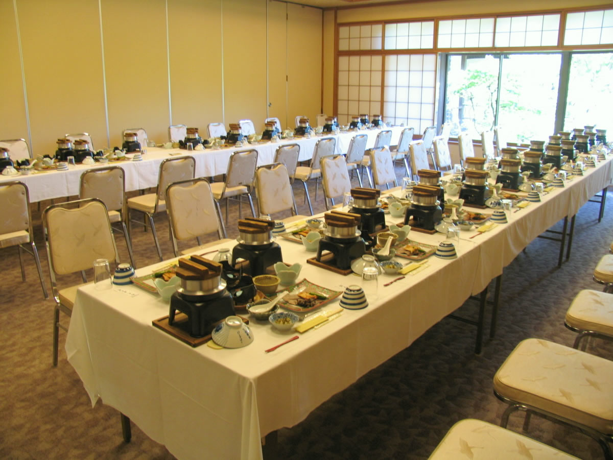食事会場例